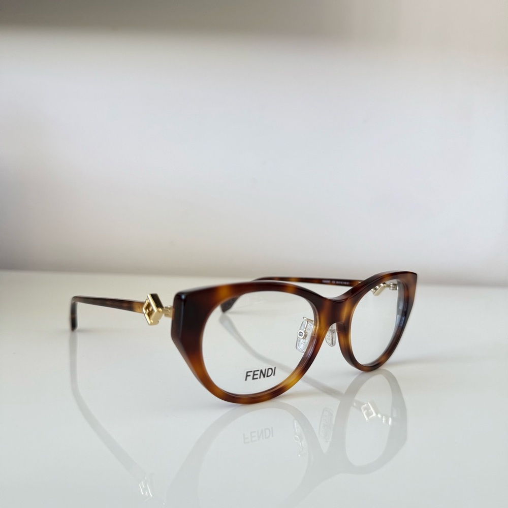 NEW!!! Fendi eyeglasses FE50099F 053 Authentic Retail 520$